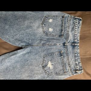 Mom Jeans